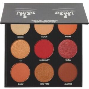 Kylie Cosmetics The Burgundy Palette Eyeshadow